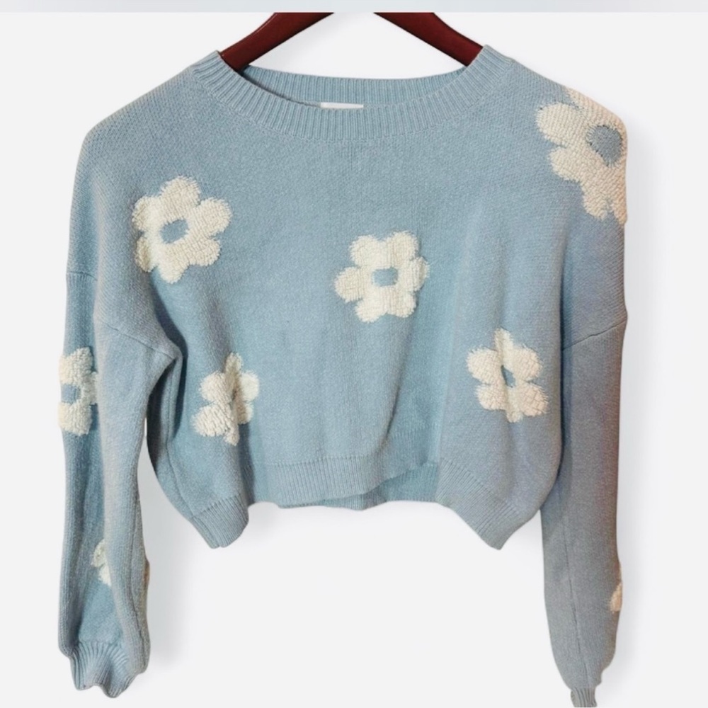Luna Ivy Floral Knit Crew Neck Sweater in Blue